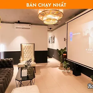 A In Del Luna Ciudad Ho Chi Minh (Saigón)