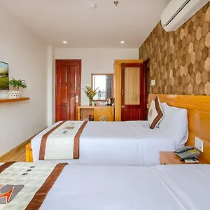 https://quoc-thien-hotel.hotelsofhoian.com